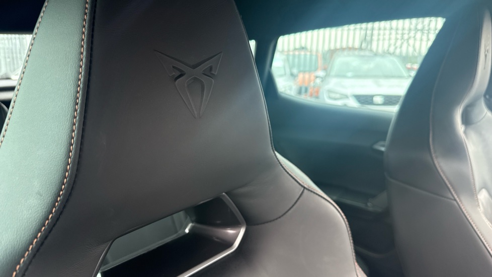 CUPRA Formentor 1.5 TSI 150 V2 5dr DSG Petrol Estate - Image 36