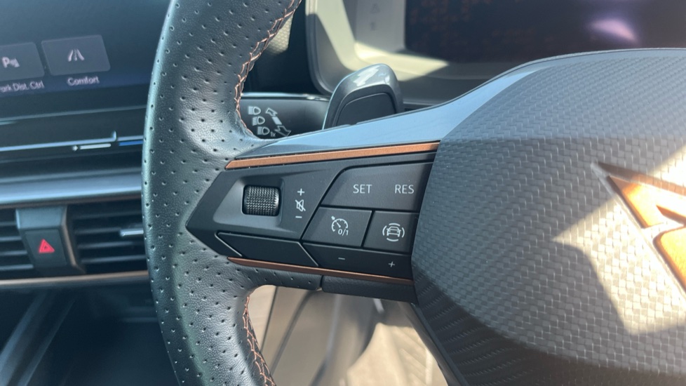 CUPRA Leon 2.0 TSI VZ1 5dr DSG Petrol Hatchback - Image 17