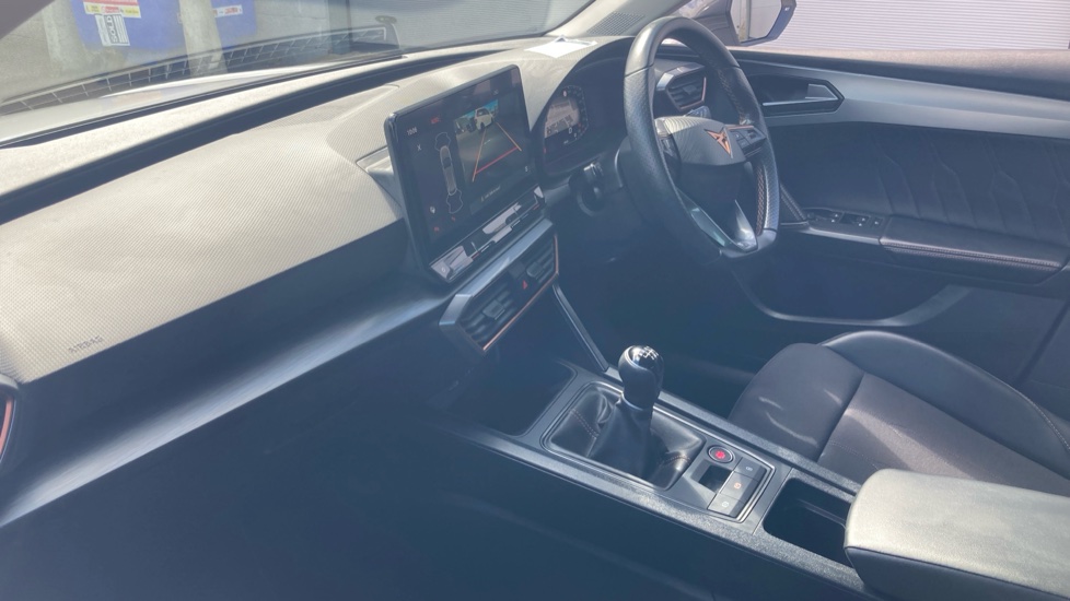 CUPRA Leon 1.5 TSI V1 5dr Petrol Hatchback - Image 2