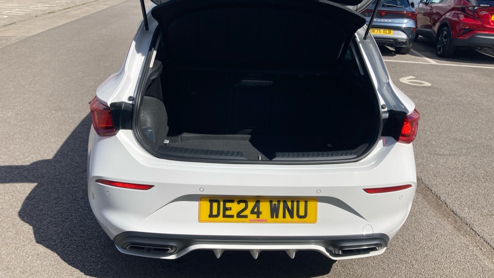 CUPRA Leon 1.5 TSI V1 5dr Petrol Hatchback - Image 20