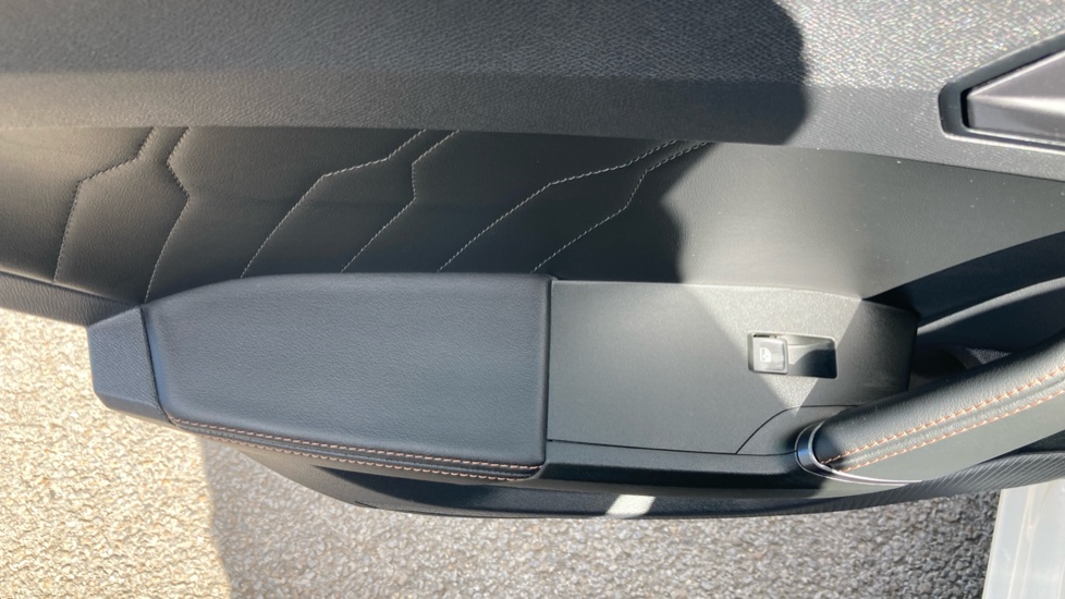 CUPRA Leon 1.5 TSI V1 5dr Petrol Hatchback - Image 36