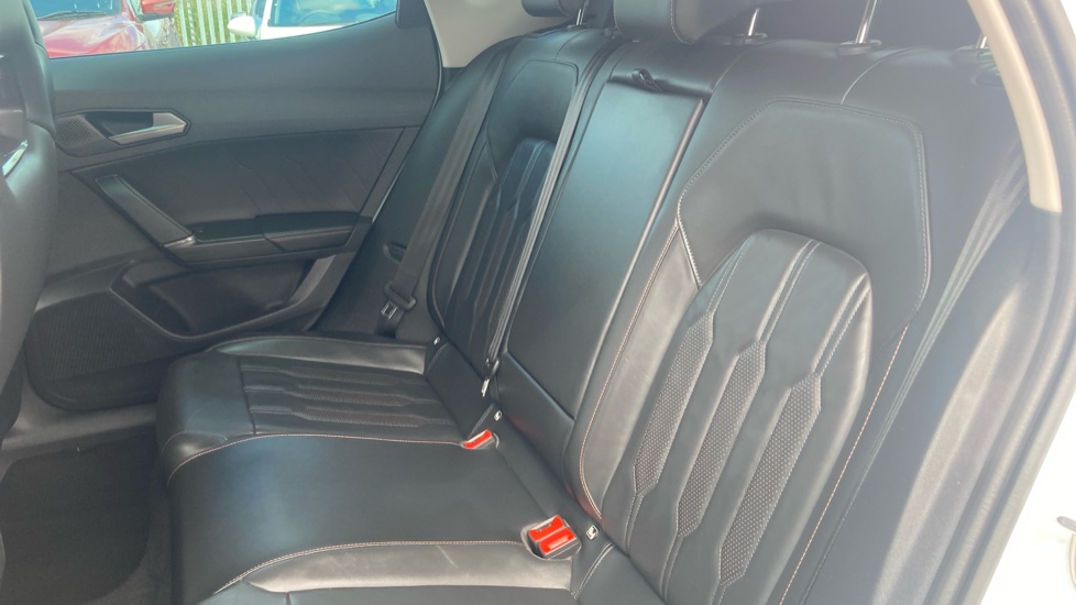 CUPRA Formentor 1.5 TSI 150 V2 5dr DSG Petrol Estate - Image 16