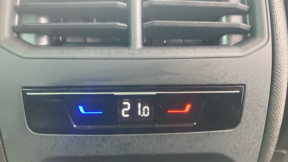 CUPRA Formentor 1.5 TSI 150 V2 5dr DSG Petrol Estate - Image 37