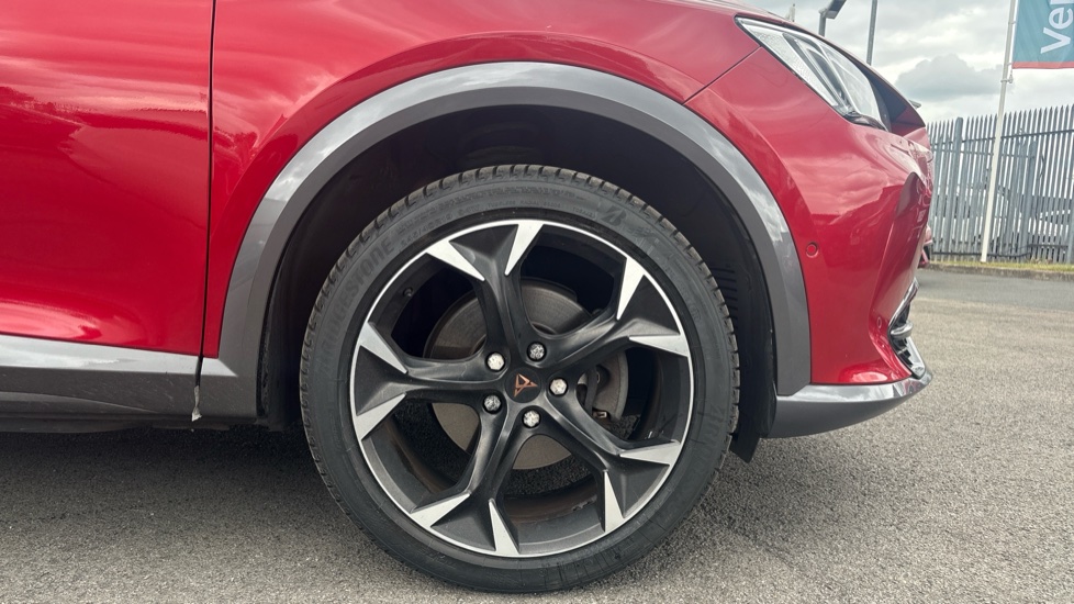 CUPRA Formentor 1.4 eHybrid 204 V2 5dr DSG Estate - Image 5