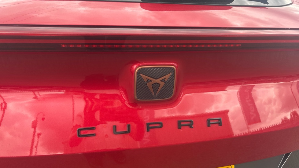 CUPRA Formentor 1.4 eHybrid 204 V2 5dr DSG Estate - Image 44
