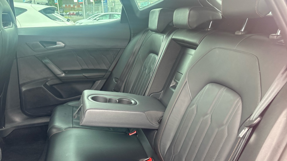 CUPRA Formentor 1.4 eHybrid 204 V2 5dr DSG Estate - Image 45