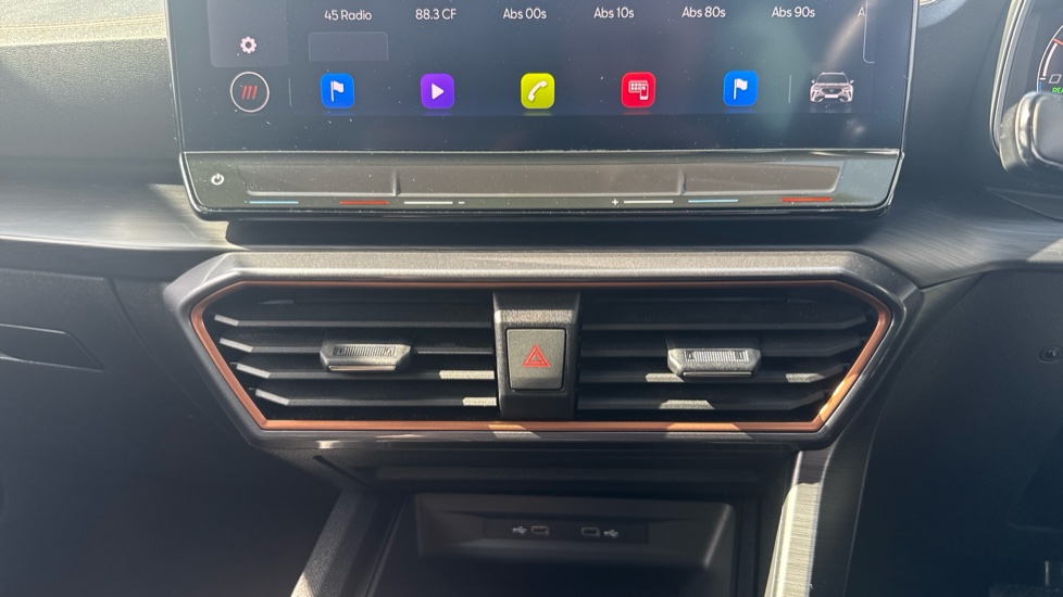 CUPRA Formentor 1.4 eHybrid 204 V1 5dr DSG Estate - Image 13