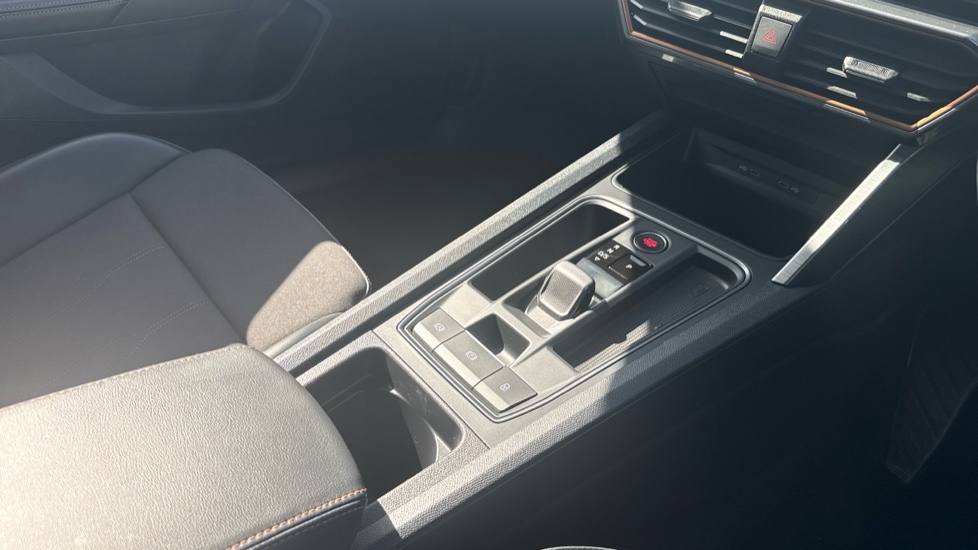 CUPRA Formentor 1.4 eHybrid 204 V1 5dr DSG Estate - Image 14