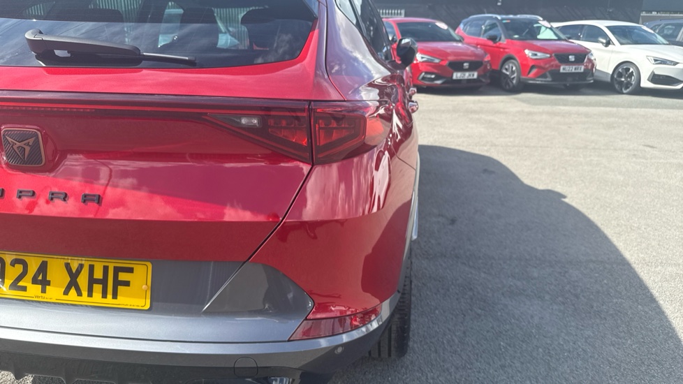 CUPRA Formentor 1.4 eHybrid 204 V1 5dr DSG Estate - Image 32