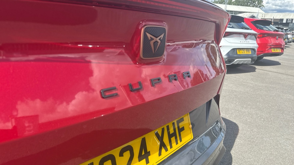 CUPRA Formentor 1.4 eHybrid 204 V1 5dr DSG Estate - Image 33