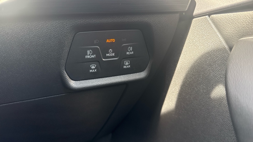 CUPRA Formentor 1.4 eHybrid 204 V1 5dr DSG Estate - Image 36
