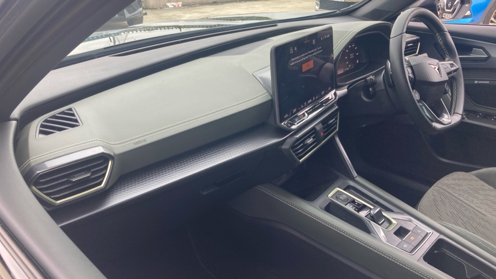 CUPRA Formentor 1.5 eTSI 150 Tribe Edition 5dr DSG Petrol Estate - Image 2