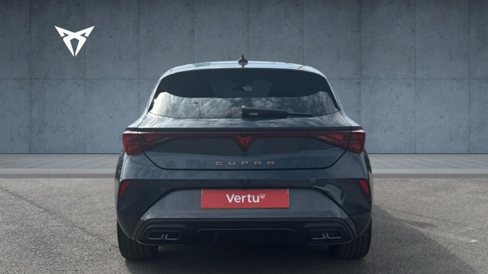 CUPRA Leon 1.5 eTSI 150 V2 5dr DSG Petrol Hatchback - Image 8