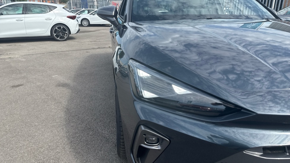 CUPRA Leon 1.5 eTSI 150 V2 5dr DSG Petrol Hatchback - Image 25