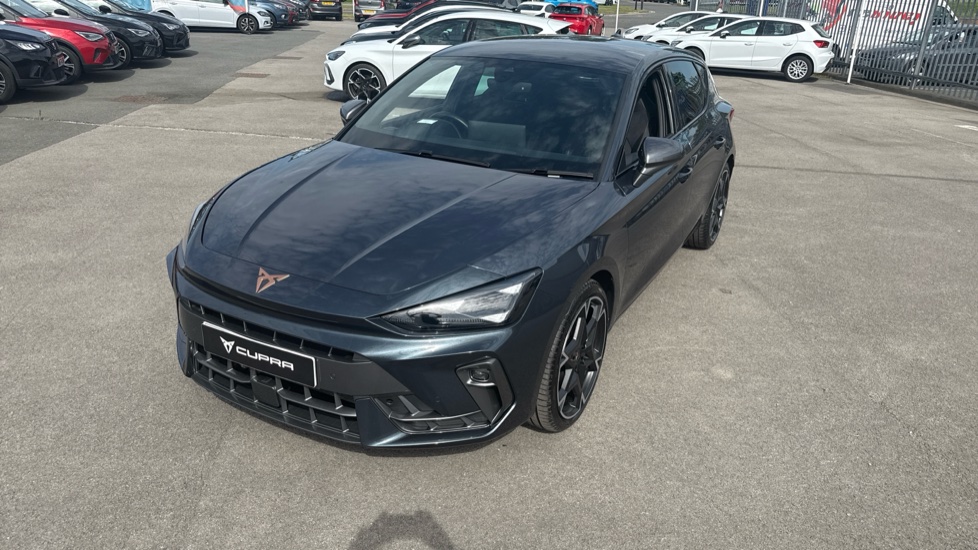 CUPRA Leon 1.5 eTSI 150 V2 5dr DSG Petrol Hatchback - Image 26