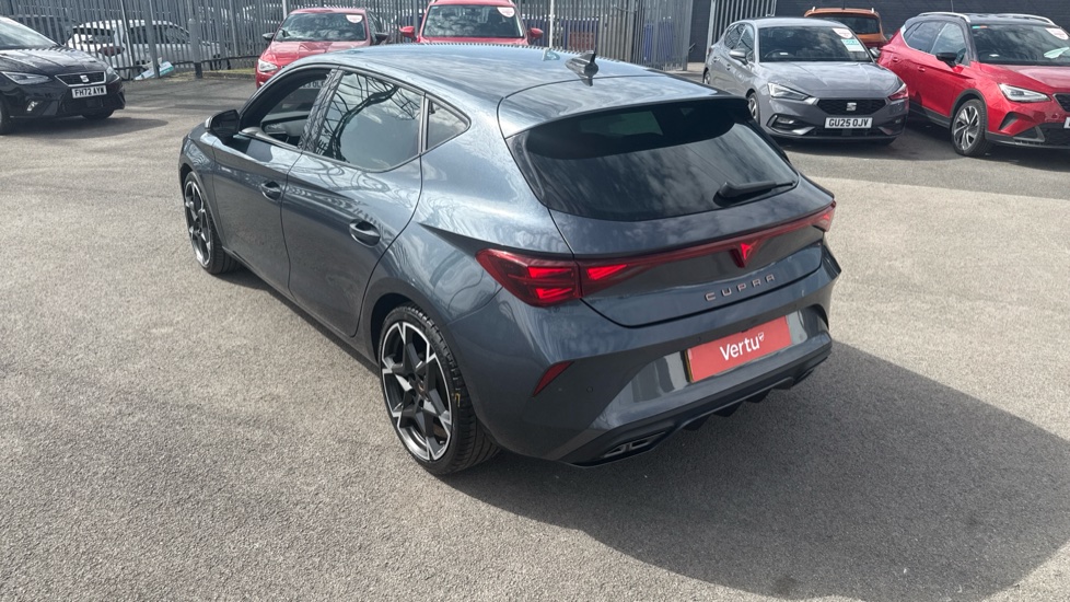 CUPRA Leon 1.5 eTSI 150 V2 5dr DSG Petrol Hatchback - Image 28