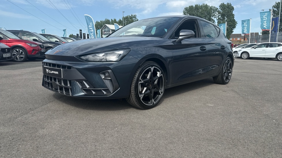 CUPRA Leon 1.5 eTSI 150 V2 5dr DSG Petrol Hatchback - Image 34