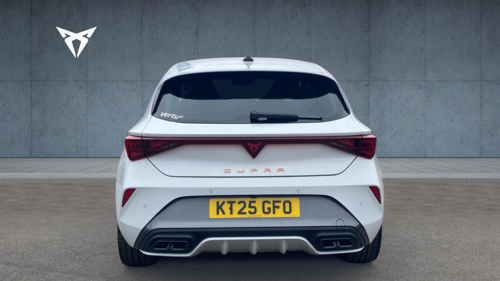 CUPRA Leon 1.5 eTSI 150 V2 5dr DSG Petrol Hatchback - Image 8