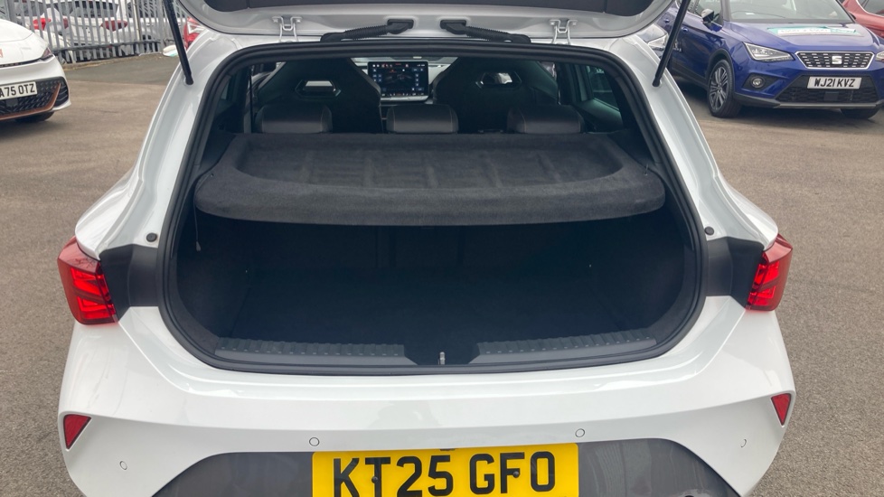 CUPRA Leon 1.5 eTSI 150 V2 5dr DSG Petrol Hatchback - Image 20