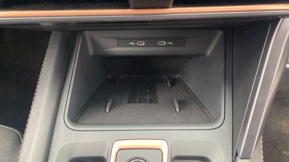 CUPRA Leon 1.5 eTSI 150 V2 5dr DSG Petrol Hatchback - Image 41