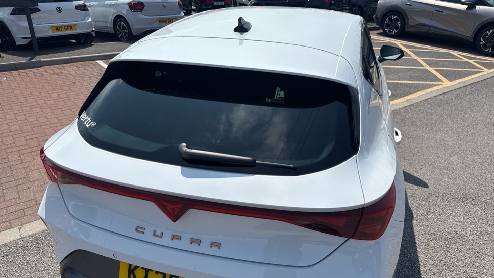 CUPRA Leon 1.5 eTSI 150 V2 5dr DSG Petrol Hatchback - Image 30