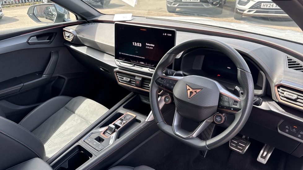 CUPRA Leon 1.5 eTSI 150 V2 5dr DSG Petrol Hatchback - Image 6