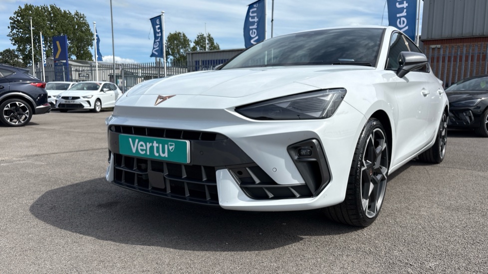CUPRA Leon 1.5 eTSI 150 V2 5dr DSG Petrol Hatchback - Image 43