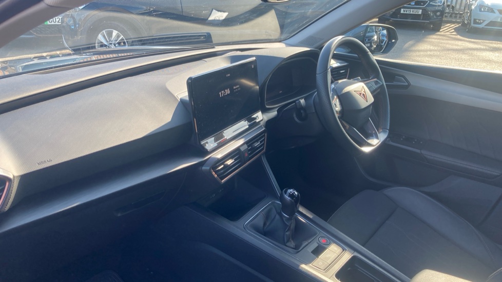 CUPRA Leon 1.5 TSI V1 5dr Petrol Hatchback - Image 2
