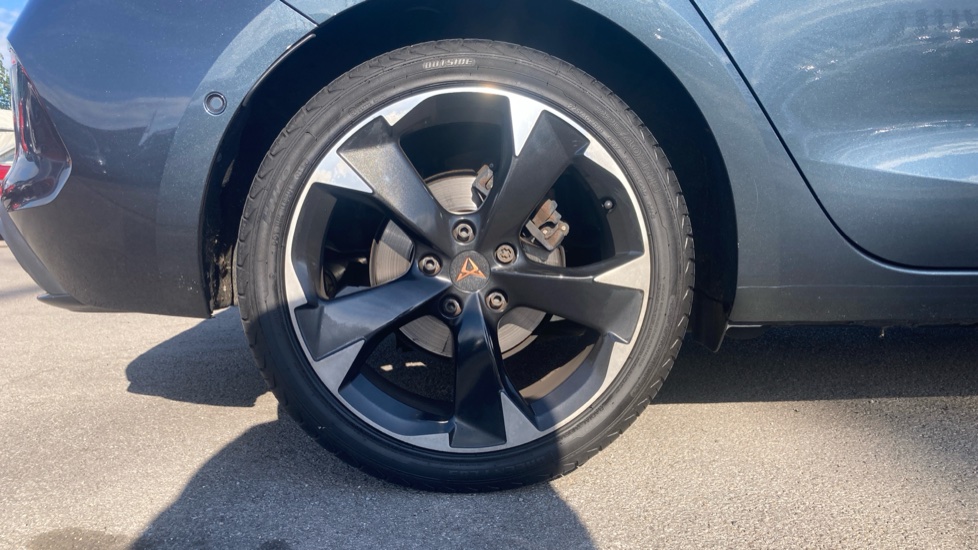 CUPRA Leon 1.5 TSI V1 5dr Petrol Hatchback - Image 5