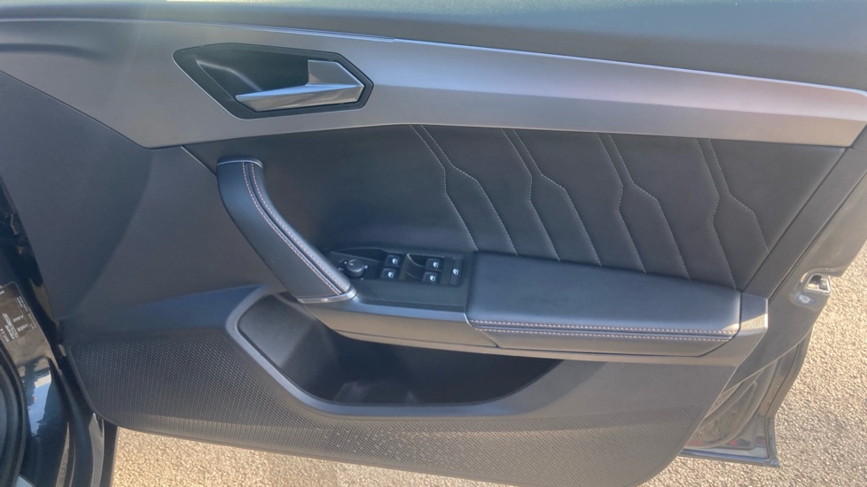 CUPRA Leon 1.5 TSI V1 5dr Petrol Hatchback - Image 18