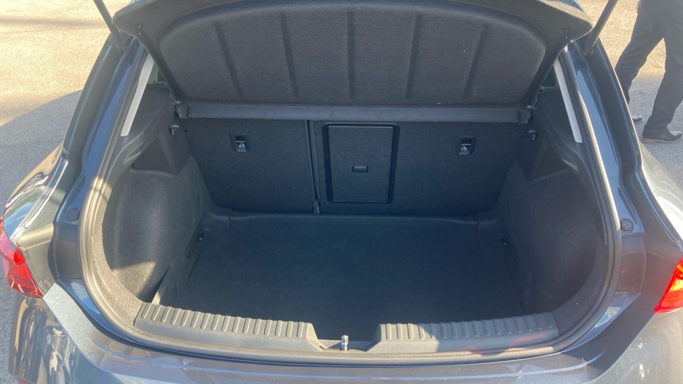 CUPRA Leon 1.5 TSI V1 5dr Petrol Hatchback - Image 19