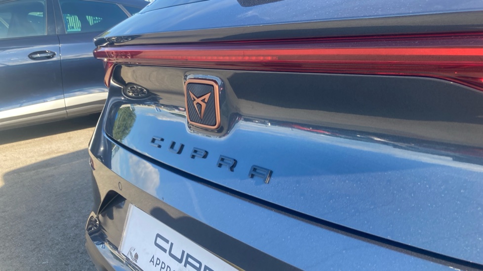CUPRA Leon 1.5 TSI V1 5dr Petrol Hatchback - Image 21
