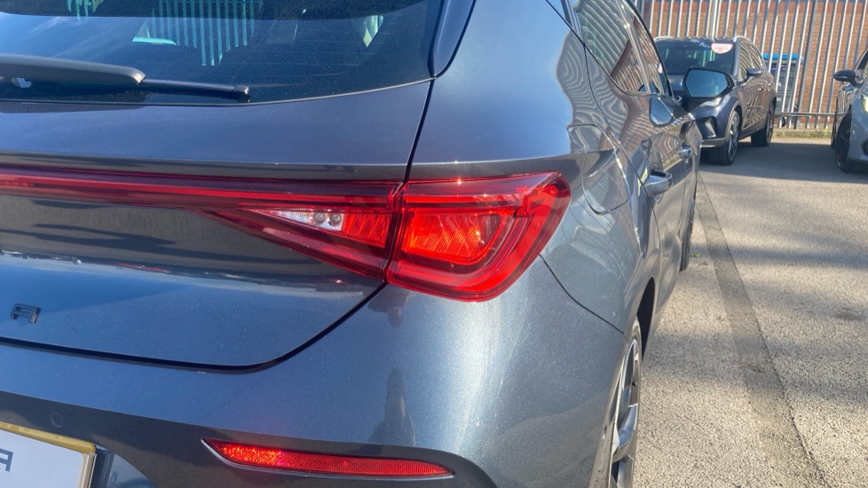 CUPRA Leon 1.5 TSI V1 5dr Petrol Hatchback - Image 23