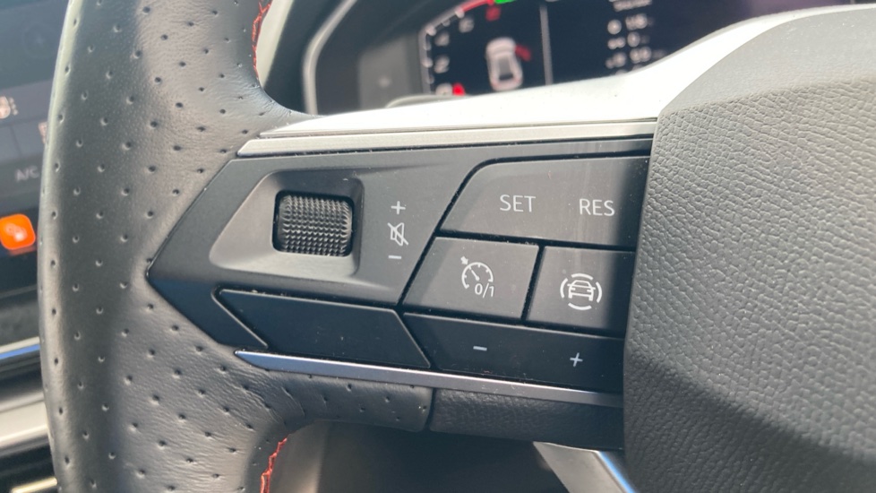 SEAT Leon 1.4 eHybrid FR Sport 5dr DSG Hatchback - Image 17