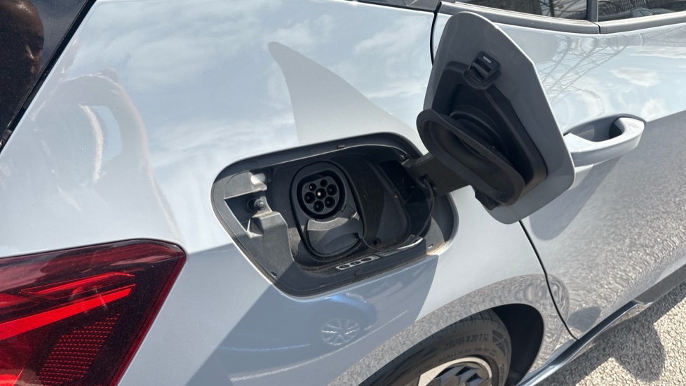 CUPRA Born 169kW e-Boost V3 77kWh 5dr Auto Electric Hatchback - Image 26