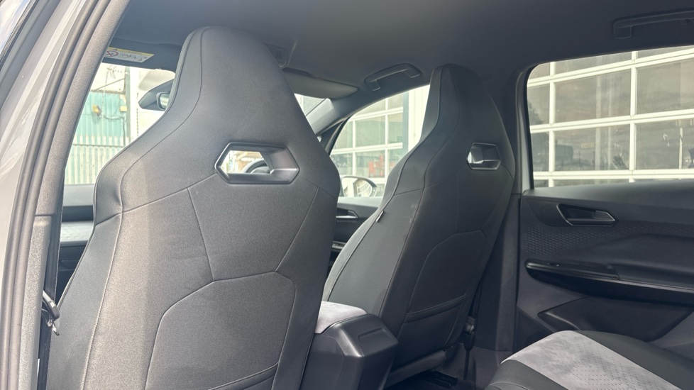 CUPRA Born 169kW e-Boost V3 77kWh 5dr Auto Electric Hatchback - Image 45