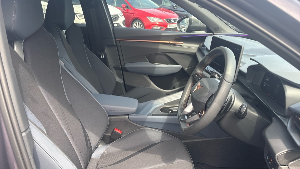 CUPRA Terramar 1.5 eTSI 150 V1 5dr DSG Petrol Hatchback - Image 15