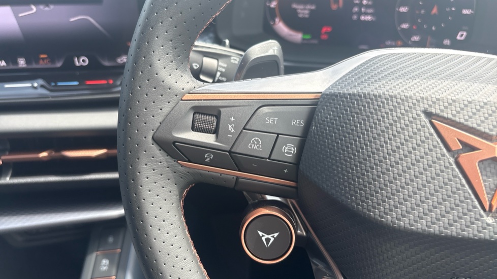 CUPRA Terramar 1.5 eTSI 150 V1 5dr DSG Petrol Hatchback - Image 17