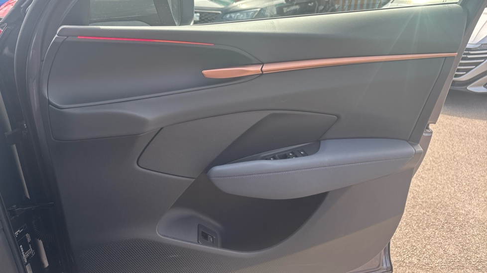 CUPRA Terramar 1.5 eTSI 150 V1 5dr DSG Petrol Hatchback - Image 19
