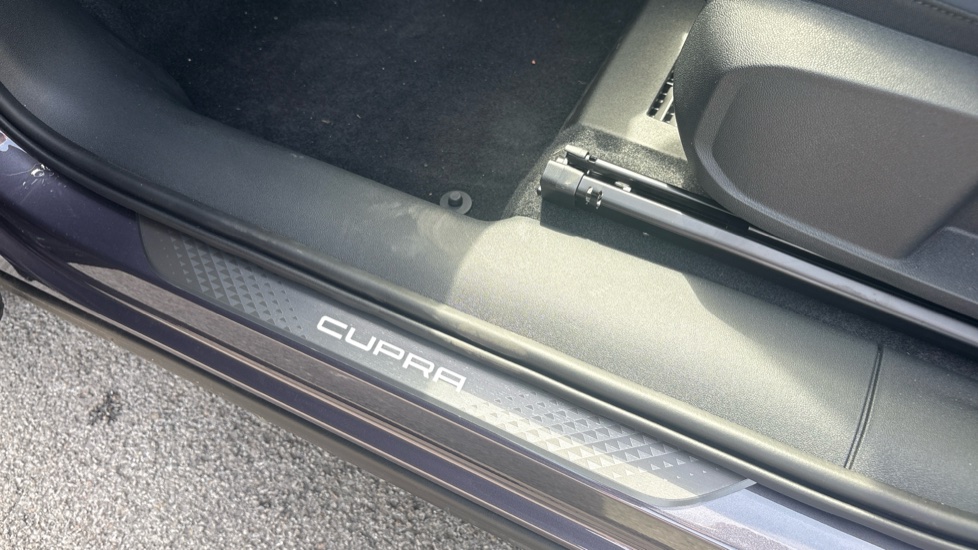 CUPRA Terramar 1.5 eTSI 150 V1 5dr DSG Petrol Hatchback - Image 30