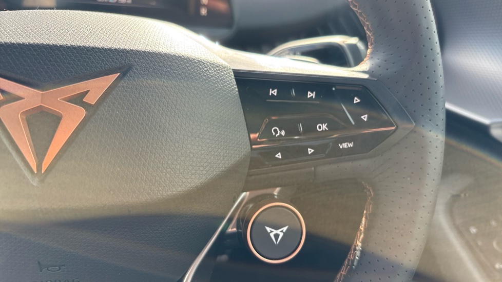 CUPRA Tavascan 250kW VZ2 77kWh AWD 5dr Auto [Winter Pack] Electric Estate - Image 18