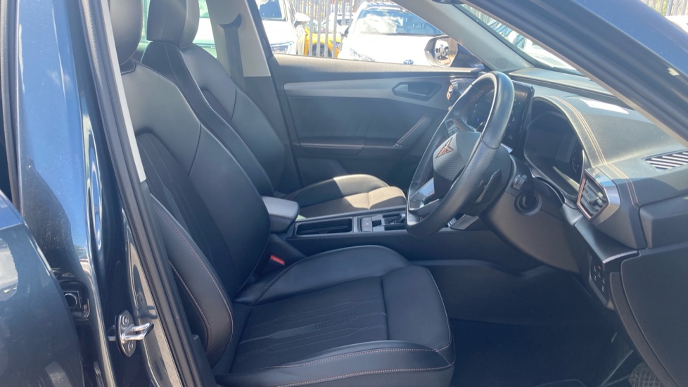 CUPRA Formentor 1.5 TSI 150 V1 5dr DSG Petrol Estate - Image 15
