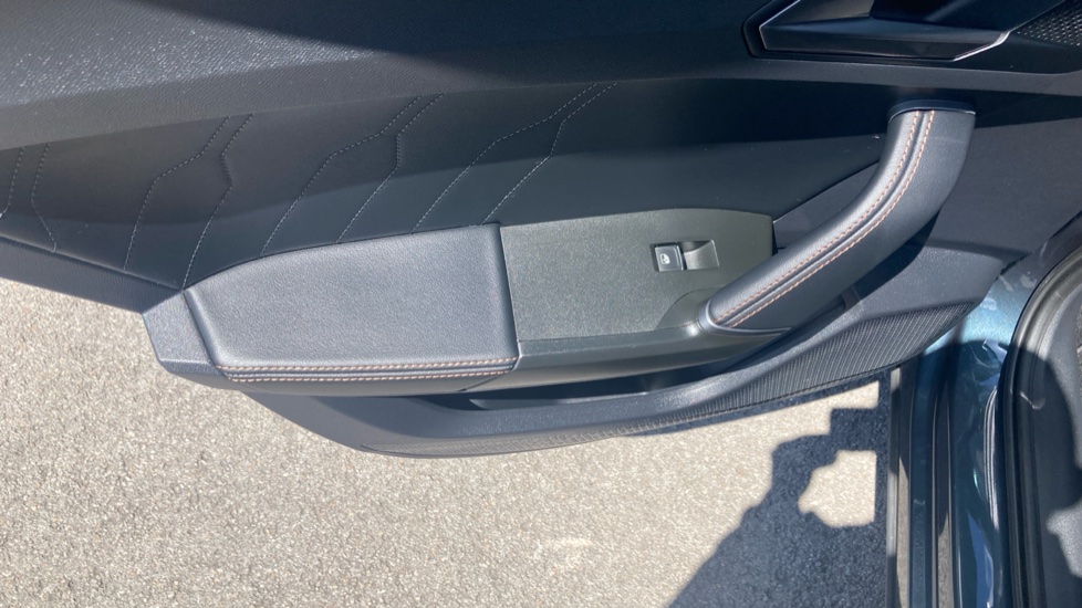 CUPRA Formentor 1.5 TSI 150 V1 5dr DSG Petrol Estate - Image 33