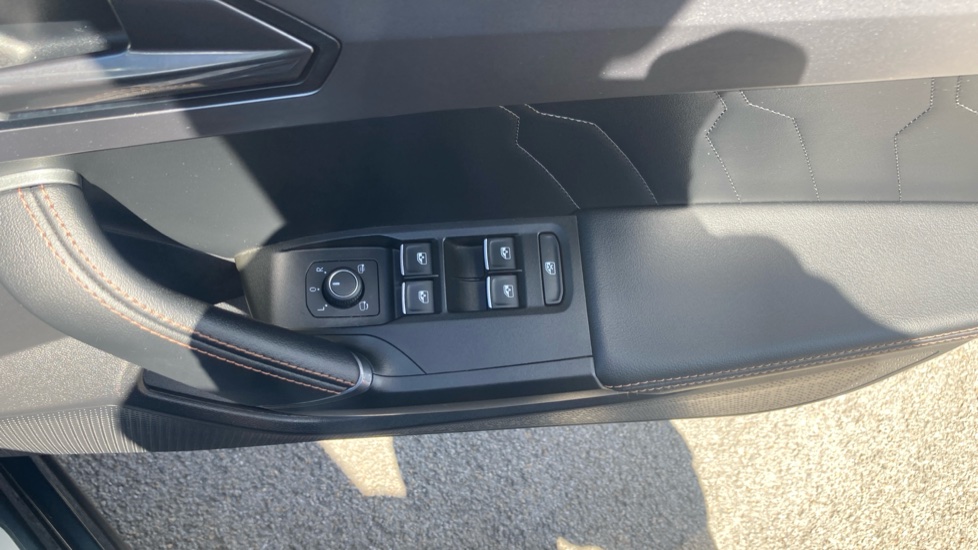 CUPRA Formentor 1.5 TSI 150 V1 5dr DSG Petrol Estate - Image 38