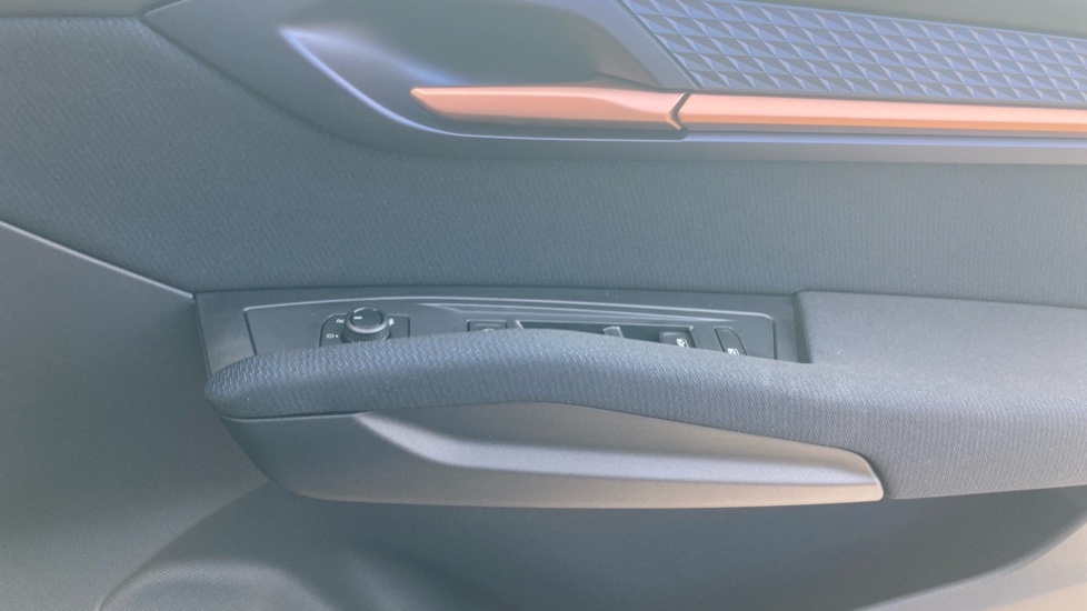 CUPRA Born 140kW V1 58kWh 5dr Auto Electric Hatchback - Image 19