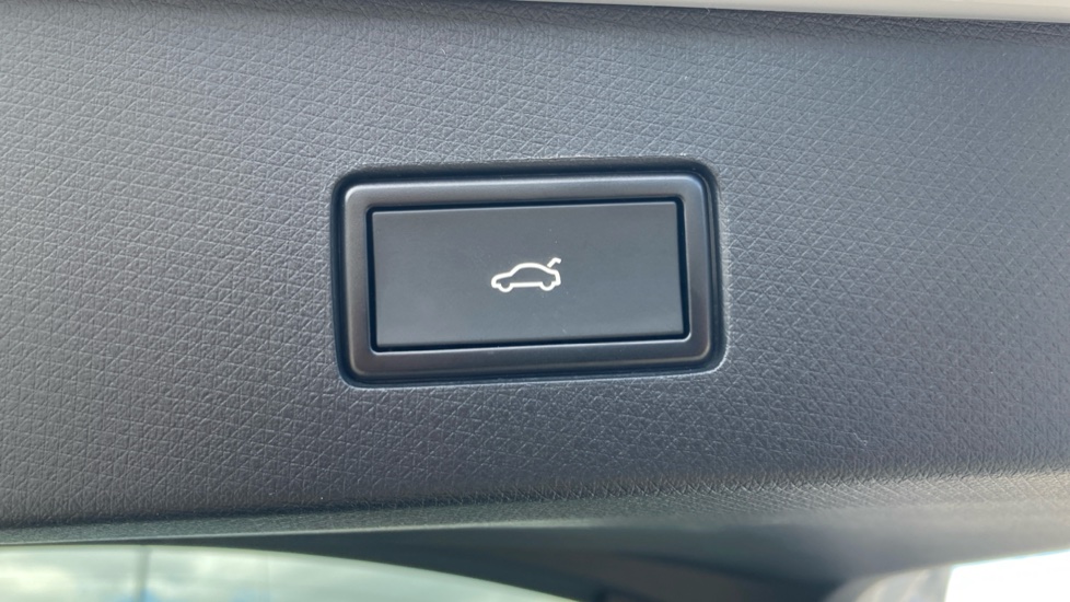 CUPRA Tavascan 250kW VZ2 77kWh AWD 5dr Auto Electric Estate - Image 27