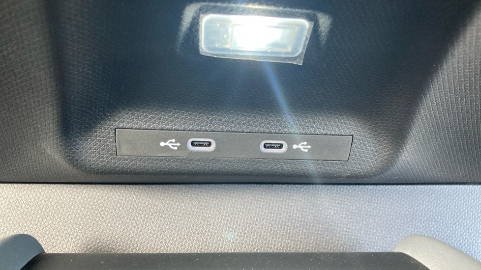CUPRA Tavascan 250kW VZ2 77kWh AWD 5dr Auto Electric Estate - Image 41