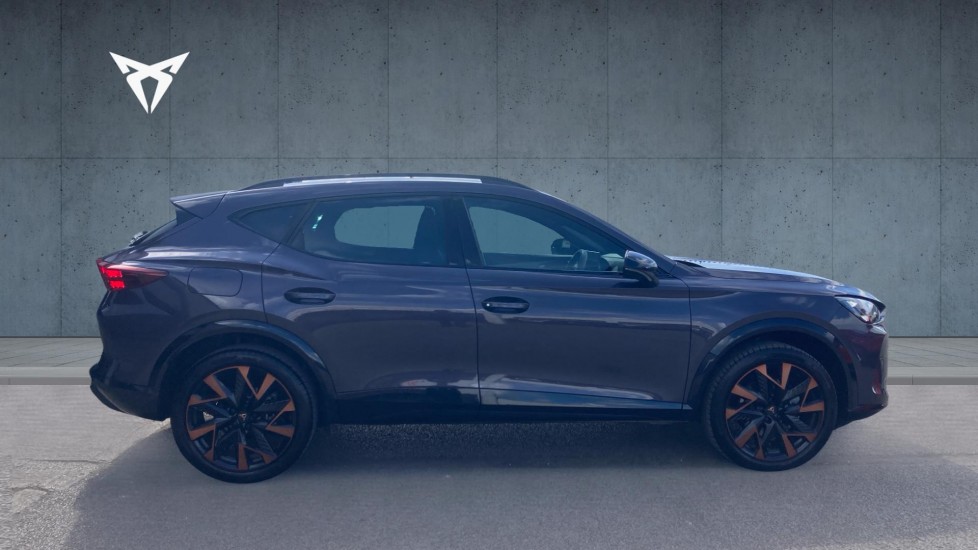 CUPRA Formentor 1.5 eTSI 150 V2 5dr DSG Petrol Estate - Image 4
