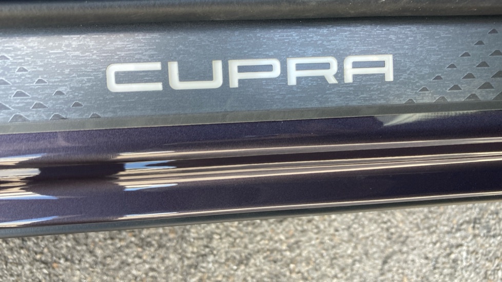 CUPRA Formentor 1.5 eTSI 150 V2 5dr DSG Petrol Estate - Image 36