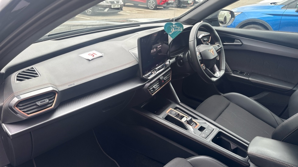 CUPRA Formentor 1.5 eTSI 150 V1 5dr DSG Petrol Estate - Image 2